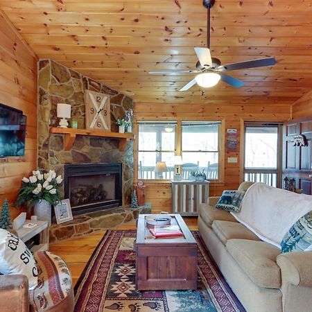 Blue Ridge Cozy Cabin In The Woods With Hot Tub! Exterior foto