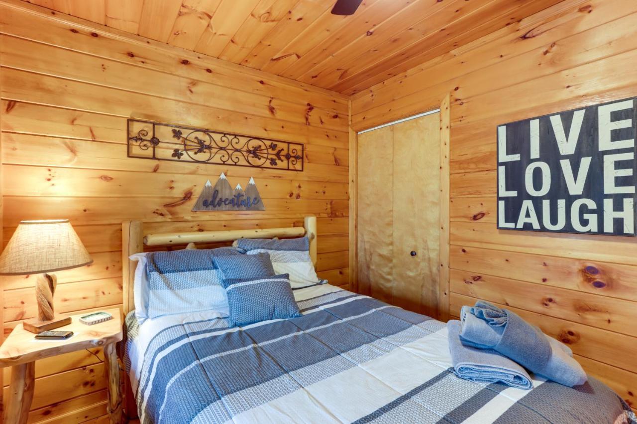 Blue Ridge Cozy Cabin In The Woods With Hot Tub! Exterior foto
